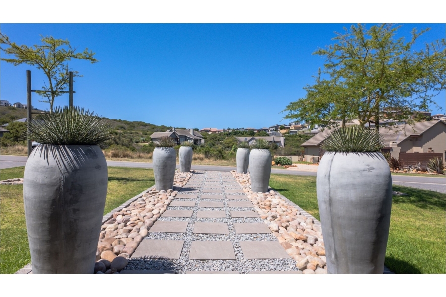 5 Bedroom Property for Sale in Num Num Cape Estate Western Cape